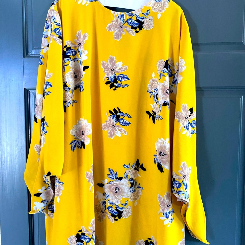 Ava Viv dress